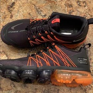 NWT/original box Men’s 8.5 Vapormax Plus Utility